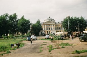 1-я Останкинская, Останкинский дворец - музей.