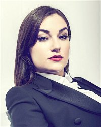 взгляд говорит сам за себя:)
