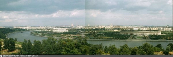 очень напоминает Лужники