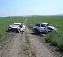 Где следы аварии? Чезанах?