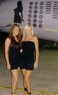 Широко известные в узких кругах Харриеры ГР.7 "Лаки" и "Мишель".
И, собственно, натурщицы)))