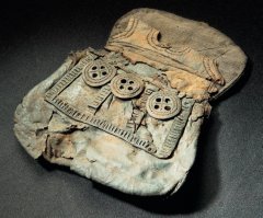 Кошелек новгородского купца называлась - мошна... И выглядела примерно так: