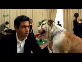 Знаю только одного актера индийского происхождения (и тот гражданин США)