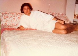 "Забавные реакции людей, делающих что-то впервые (часть 2-я)"
____________
Вы в первый раз видите эту фотку Дональда Трампа