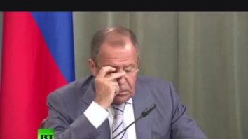 Статую "тигра-улыбаки" снесли после бешеной популярности в интернете