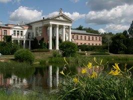 Похоже весьма отдалённо.