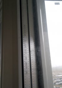 прошу прощения, моя ошибка, описка ночная.. в моём случае серьёзный косяк, 1-е и 3-е И-стекло. ЖК не напишу, паранойя она такая  :)
вот фотки