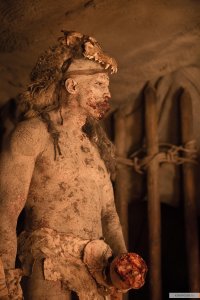 Последний фильм с ним смотрела "Костяной тамагавк" - это жесть, товарищи! Про племя канибалов. И "Глубоководный горизонт" про аварию на нефтяной платформе, тоже ничего.