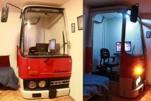 а самый крутой кабинет вот:
)))
и еще mini-столик