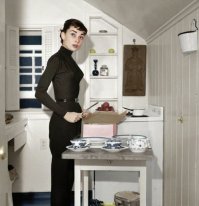 -Вах, девюшка, сколко ти весишь?
-30 кг...
-Хадить умеешь?
-Да...
-Хади отсуда...