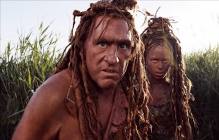 Пьяный грабитель застрял в окне ювелирного магазина