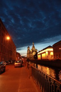 25 мастерских уличных фото, на которых ты увидишь настоящий Санкт-Петербург