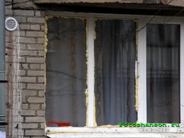 Опытные строители могут бриться даже с монтажной пеной