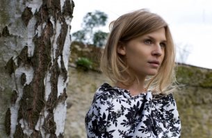 Еще Клеманс Поэзи забыли, которая Флёр Де Лакур играла. Продолжает сниматься в кино до сих пор.