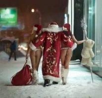 У него свой НОВЫЙ ГОД)