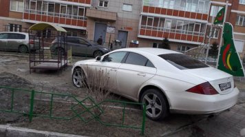 Автомобилисты Екатеринбурга, которым плевать на правила парковки