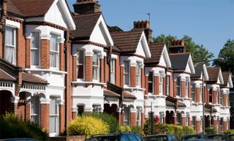 С тех пор Лондон вообще изменился до неузнаваемости, как Дубаи и Гонконг:)