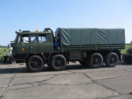 Жаль, что такие выдающиеся марки как Татра, остались в прошлом!!! 
... сейчас это подразделение сторонних европейских концернов, которые оставили от татры только шасси :) Мой выбор -