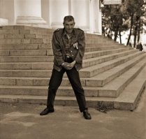 Можно было подписать и Киев 2018 год.