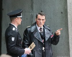 Да и чтоб этот красный телефон фюрера к утру, был у меня в кабинете.