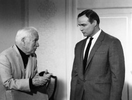 Чарли Чаплин. Последняя роль. Фильм "Графиня из Гонконга"- в нем он сыграл старого стюарда.