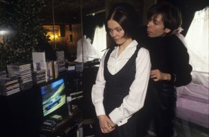 Хуже всего то, что я ее именно такой в первый раз на сцене и видела. Боже, я старая!