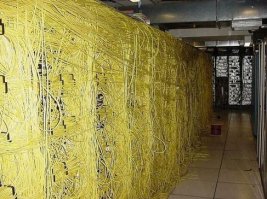 Ну если теперь нечем заняться, пусть оставляет координаты, есть ещё одна увлекательная работёнка, +300 ХР, и это только на испытательном сроке