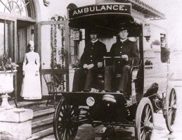 1901 г. электромобиль Columbia (11 миль/ч, запас хода 25 км)