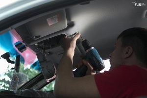 Вот так выглядит и устанавливается