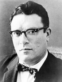 Обман и fake news. Фотка - Азимов, Айзек, стащена с