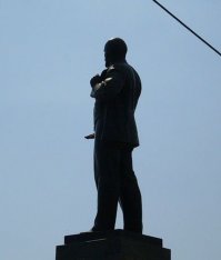 Ленин повсюду: 30 необычных взглядов на памятники вождю