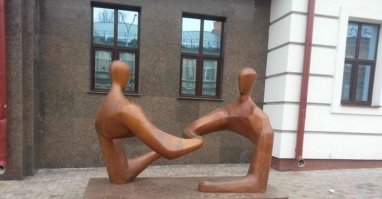 у нас такой стоит. до сих пор не понимаю, что это.