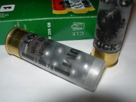 12 нападений медведя на человека, которые попали на пленку