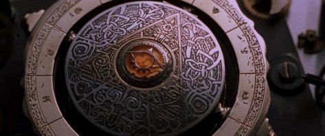 Подводная лодка. Вчера отметили день рождения капитана. Сегодня никто ничего не помнит. Капитан-штурману:
- Где мы находимся?
- а х%й его знает! пили же. .
Капитан:
- Акустик! Засечь ближайшее судно!
- Есть!
- БЧ-2, БЧ-4-торпедная атака!
Сейчас они дадут SОS и свои координаты! И, ЧТОБЫ, ЭТО БЫЛО, Б%%%Ь, В ПОСЛЕДНИЙ РАЗ!