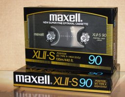 Гы, у меня тоже одна была maxell type3. А так были "золотистые" maxell type2