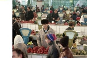 На рынок за гранатами