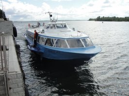 у нас в Сызрани 2 "восхода" восстановили, теперь плавают между Сызранью и Самарой 400 руб билет.