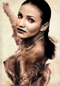 Кэмерон Диас в бассейне. Забытая фотосессия