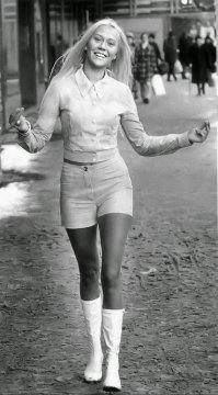 В апреле у Агнетын День Рождения.