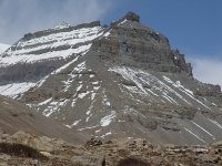 гора Кайлас, говорят она полая внутри. подобного фото быть не может.
вот еще



Блаватская говорила, что где то в тибете затерялась еще одна пирамида.