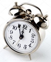 У моего деда был такой будильник, просыпался весь дом, (были подозрения, что и соседи тоже). Единственная неудобная фича, что пружину будильника надо было тоже заводить отдельно.