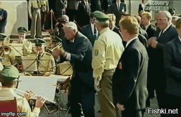 Озадачил меня тульский дирижёр. (ц)

а меня нет. Был один товарищ, навсегда связавший слова "пьяный" и "дирижёр"....