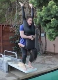 Там точно все позы из рестлинга?