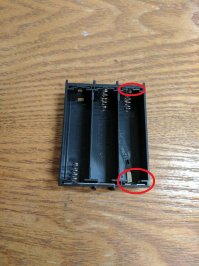 клеммы не подключены, батарейка-запаска