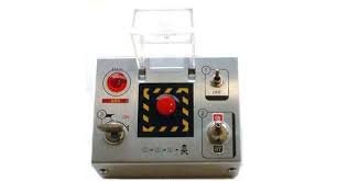 Зачем на ключах Калины и Приоры этот бугорок?