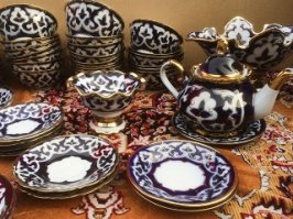 тоже люблю эту посуда. 
в Казахстане выросла)