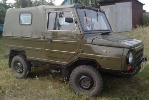 Школота детектед. Вот именно.
Вот ЛуАЗ-969.
Как думаете, мог он быть маршруткой??