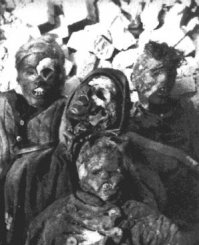 предварительно устроив "огненные смерчи". Мясник Харрис не церемонился. Вот Гамбург: