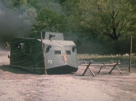 В советском детском фильме про гражданскую войну была имитация тех старых танков.