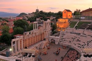 А в Болгарии есть Пловдив - когда-нибудь обязательно туда выберусь погулять :-)